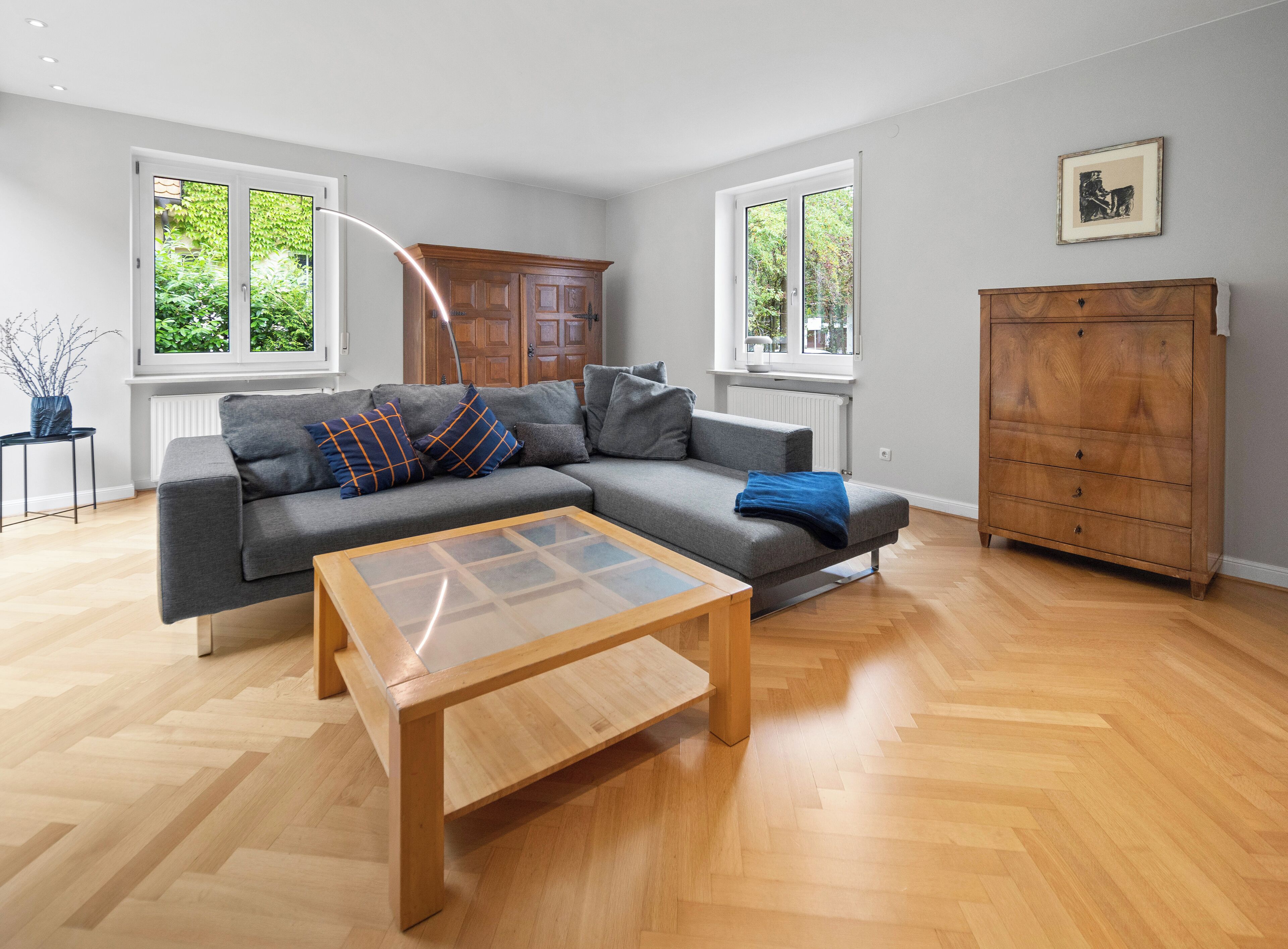 Smart TV, foosball, table tennis, books