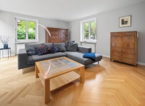 Smart TV, table football, ping pong, books