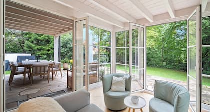 19 min to the center - 250 m² / 2,691 sq ft - top villa from 1923 - 4BR 3,5BA