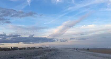 Crescent Beach Bungalow | Dog-Friendly