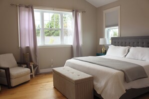 4 chambres, fer et planche à repasser, lit parapluie, Wi-Fi