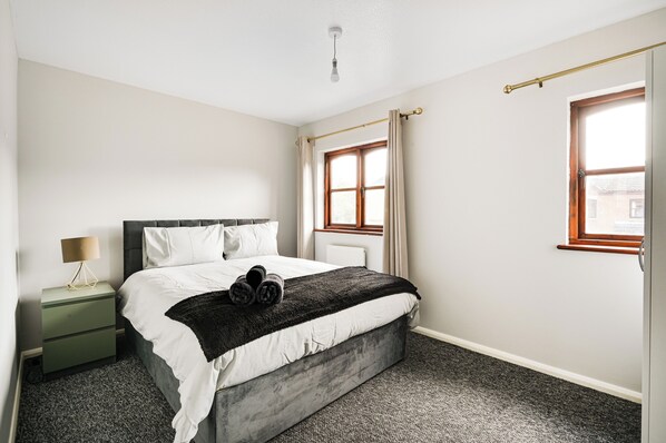 2 habitaciones, wifi gratis y ropa de cama 