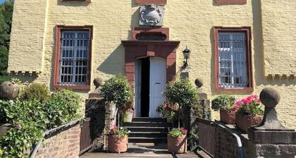 Charmante Wohnung auf Reiterhof Wasserburg Anstel