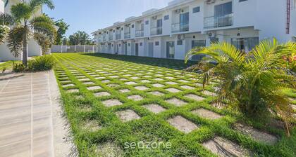 Elegant Duplex w Sw. Pool 280m fr the Beach Prm007