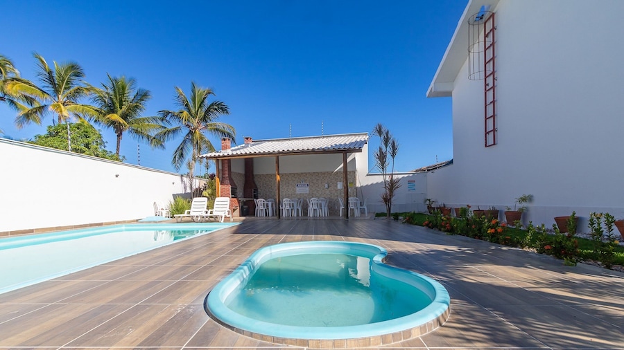 Elegant Duplex w Sw. Pool 280m fr the Beach Prm007