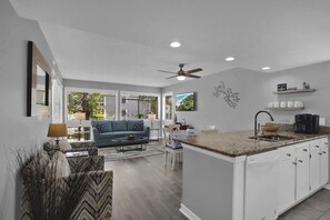 Interior - Arcadian Dunes - 8-229 (Myrtle Beach)