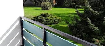 Lovingly renovated shared apartment: Room 1