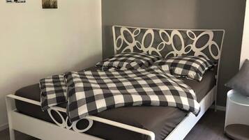 1 Schlafzimmer, Bügeleisen/Bügelbrett, Internetzugang, Bettwäsche