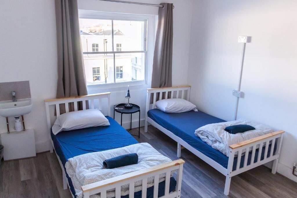 Kahden hengen standard-huone (kaksi sänkyä) | Ilmainen Wi-Fi, vuodevaatteet