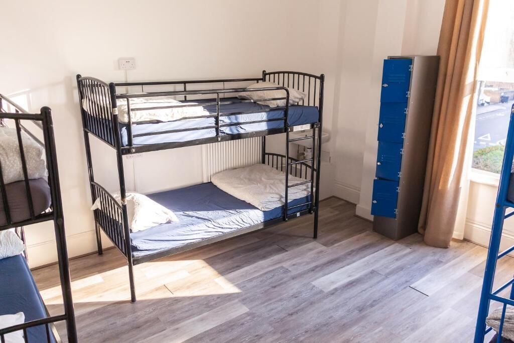 Perusyhteismajoitus | Ilmainen Wi-Fi, vuodevaatteet