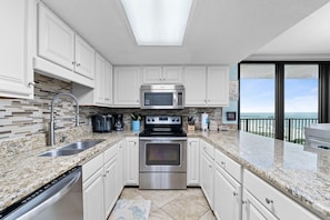 Condo, Multiple Beds (Phoenix East 511) | Private kitchen