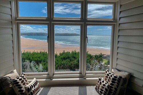 Shellhaven - Four Bedroom Villa, Sleeps 8