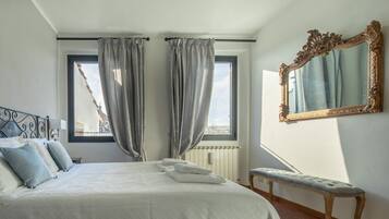 2 Schlafzimmer, BĂŒgeleisen/BĂŒgelbrett, Internetzugang, BettwĂ€sche