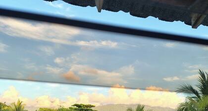 Quiet and private room with AC close to the beach - Perfect for a getaway