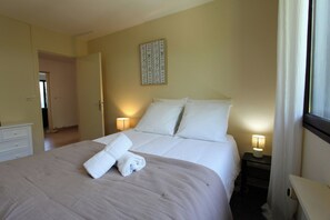 4 habitaciones, internet y ropa de cama 