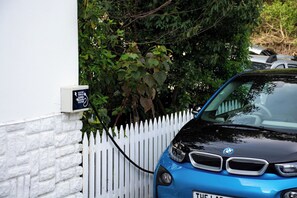 Free self-parking