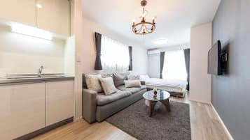 Camera, non fumatori (102 - 1K, Luxury Design Apartment) | Area soggiorno