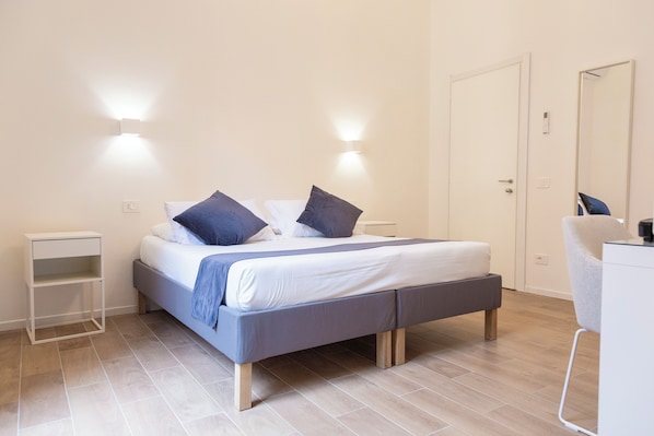 Deluxe Double or Twin Room | In-room safe, blackout drapes, iron/ironing board, free WiFi