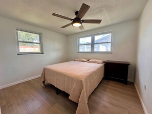 2 bedrooms, free WiFi, bed sheets
