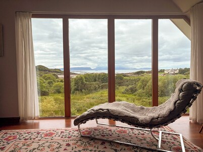 Star na Mara is warm, welcoming, dog-friendly — a perfect Highland retreat!