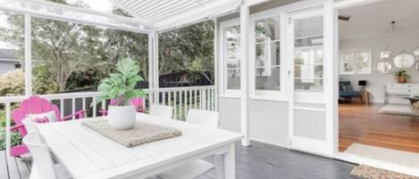 Outdoor dining