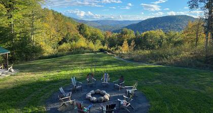 Stunning views, Luxurious, Peaceful, dog friendly, king beds,fire pit,WIFI,AC,EV