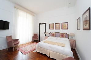 3 bedrooms, iron/ironing board, WiFi, bed sheets - Prestige and hospitality (Napoli)