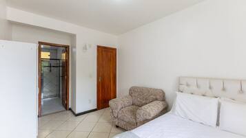 Apartamento básico | 2 quartos, Wi-Fi de cortesia