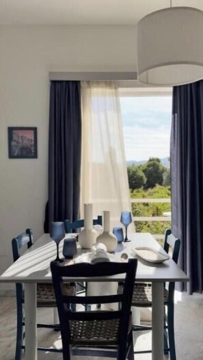 Dining - Carpe Diem Lesvos (Keramion)