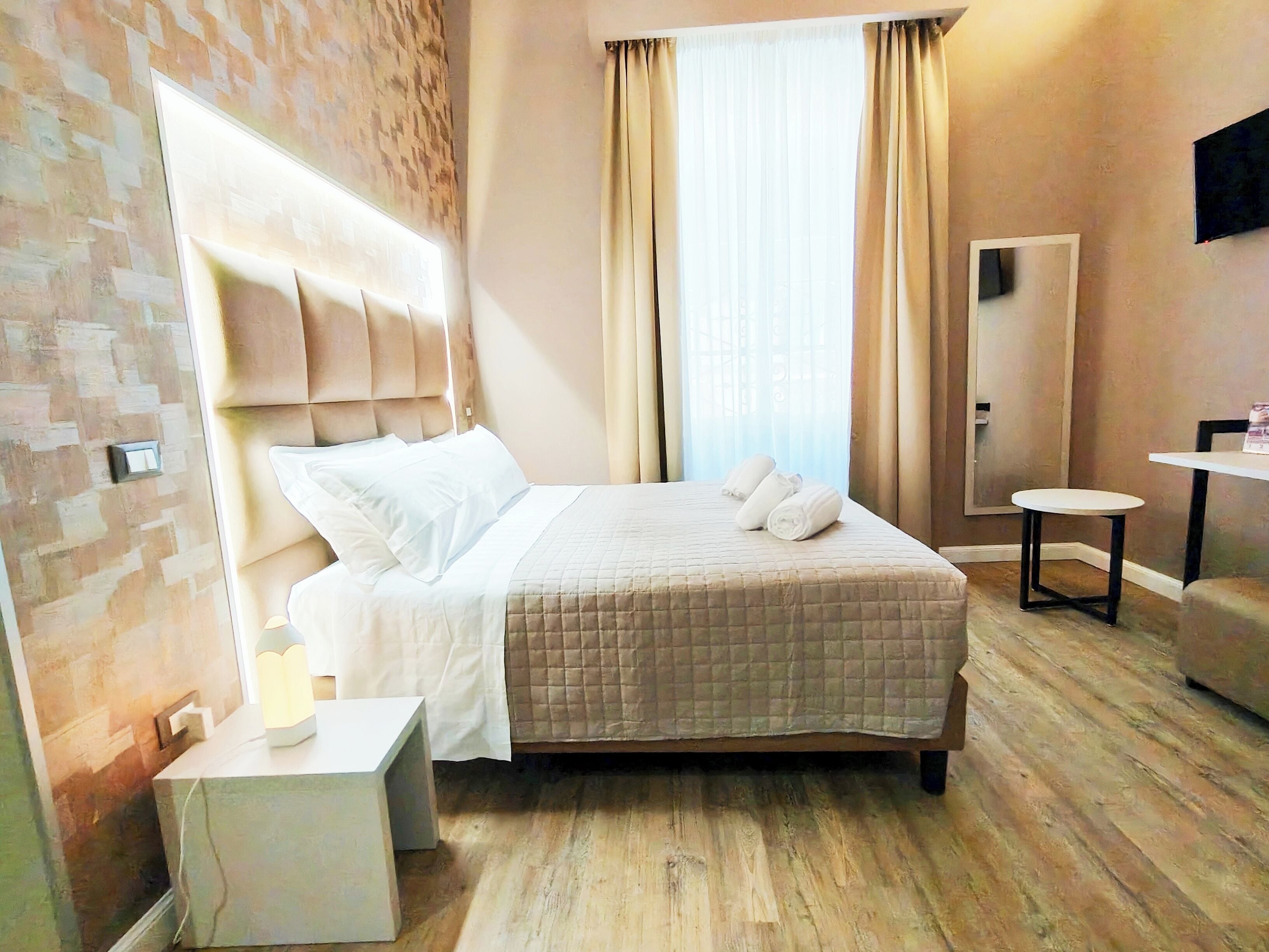 Deluxe Double or Twin Room, City View