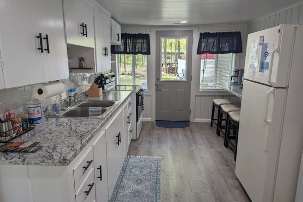 Oven, stovetop, dishwasher