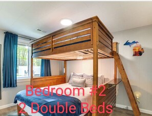 2 bedrooms, iron/ironing board, Internet, bed sheets