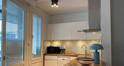 Bright 2-Room Apt. w/ Balcony in Coolest District
