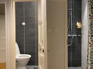 Hair dryer - Homely 1BR in Lively Area with Strategic Location (Helsinki)