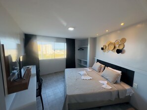 Appartement Classique, vue plage | Bureau, espace de travail pour ordinateur portable, Wi-Fi gratuit