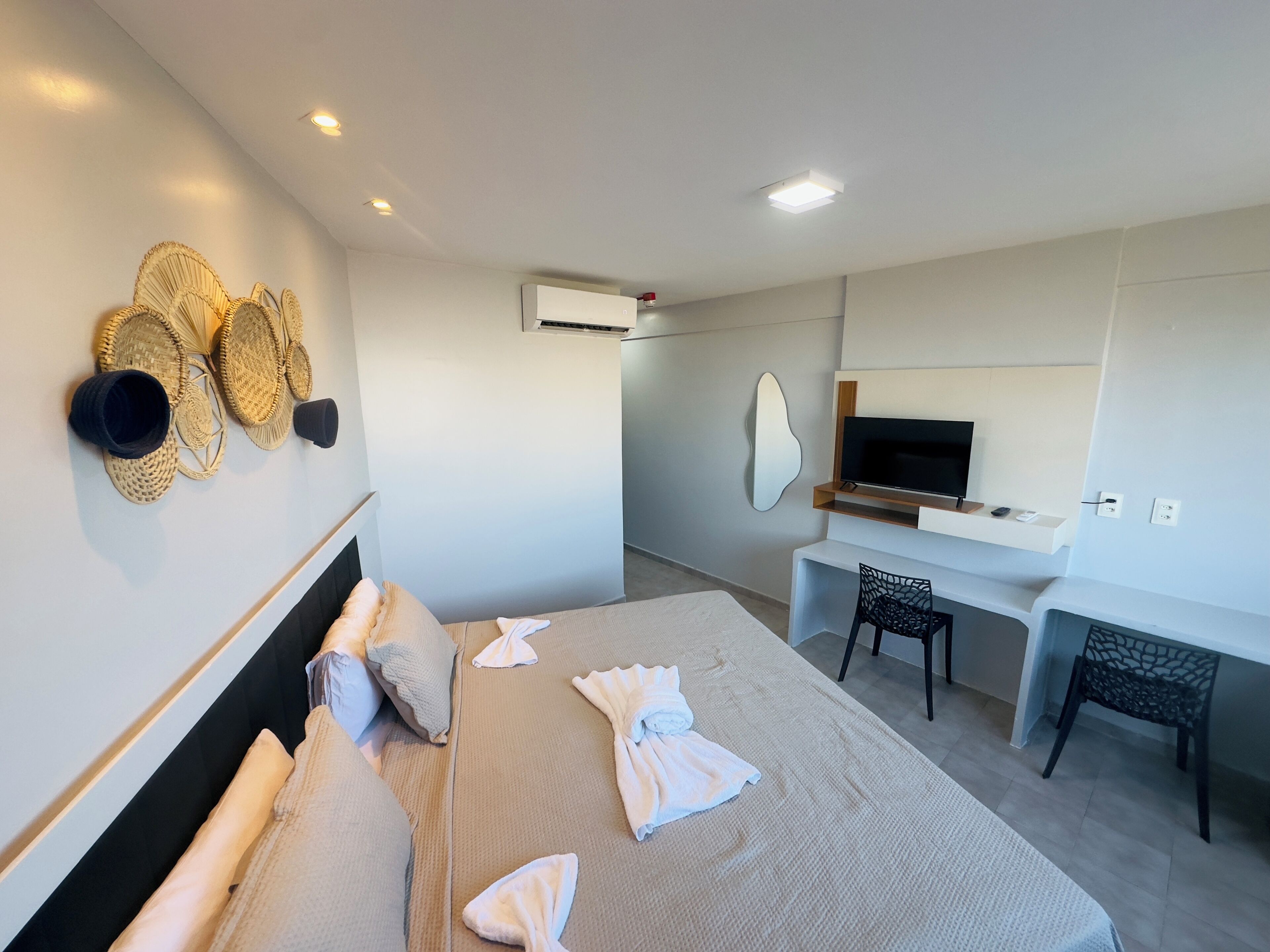 Apartemen Klasik, pemandangan pantai | Meja kerja, ruang kerja ramah laptop, dan Wi-Fi gratis