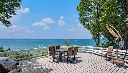 Private Beachfront Getaway on Lake Michigan