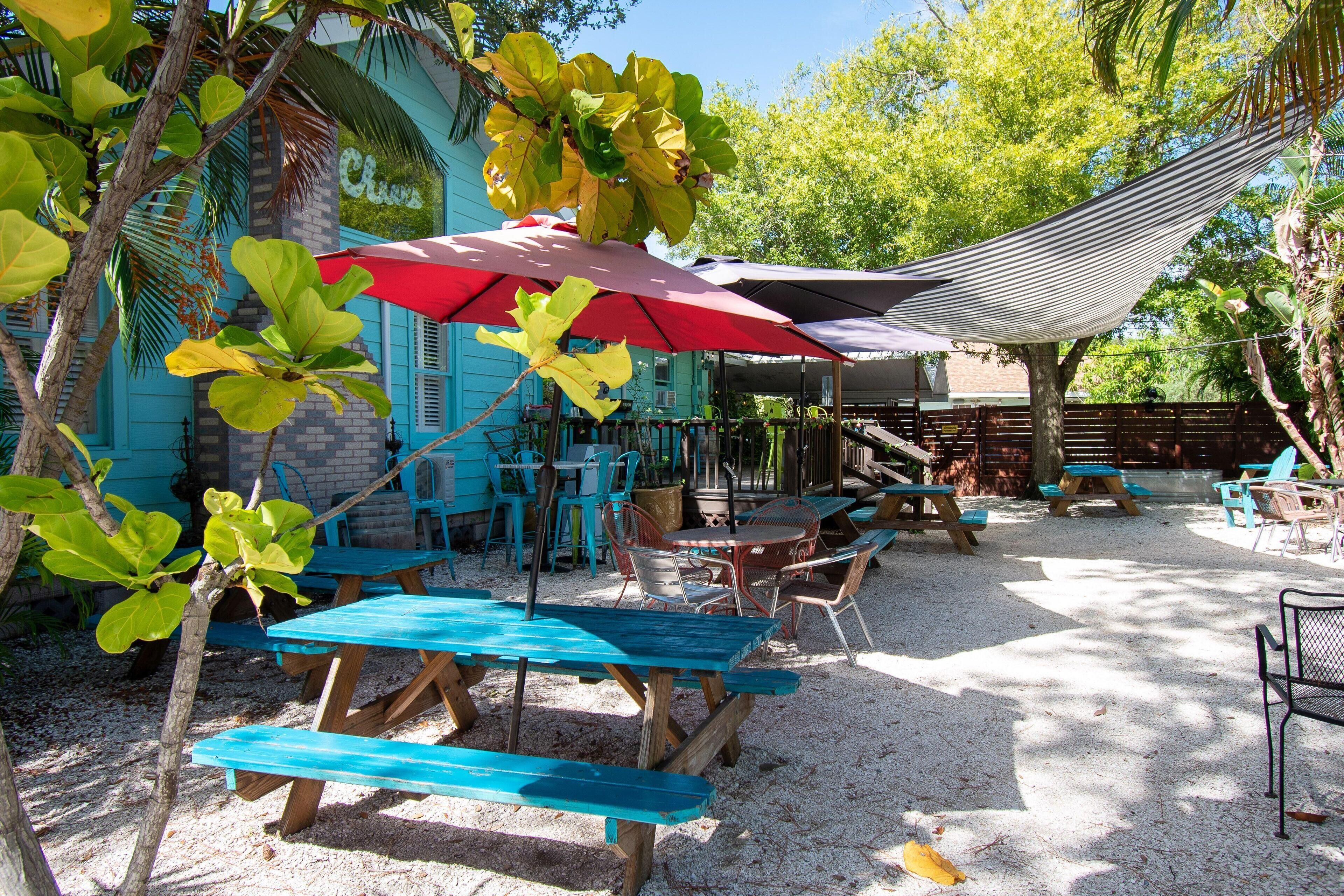 Kondominium, 2 Tempat Tidur Queen (Ledoux Carre' #1) | Tempat makan outdoor