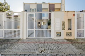 Basic-Villa | Außendetails