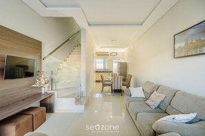 基础别墅 | 起居区