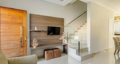 House With 2 Suites and Barbecue Lrm0226