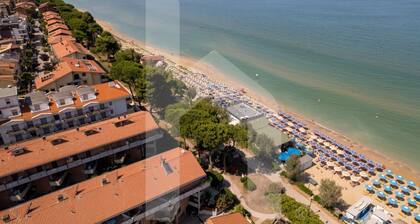Homiday - Lungomare dei Pini, D2