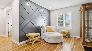 Smart TV, fireplace, DVD player, music library