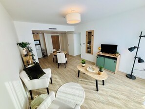 Basic Apartment, Balcony | Living area - REFLETS DE SEINE (Aubergenville)