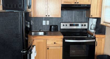 Charming cabin in peaceful Fairfield with AC
