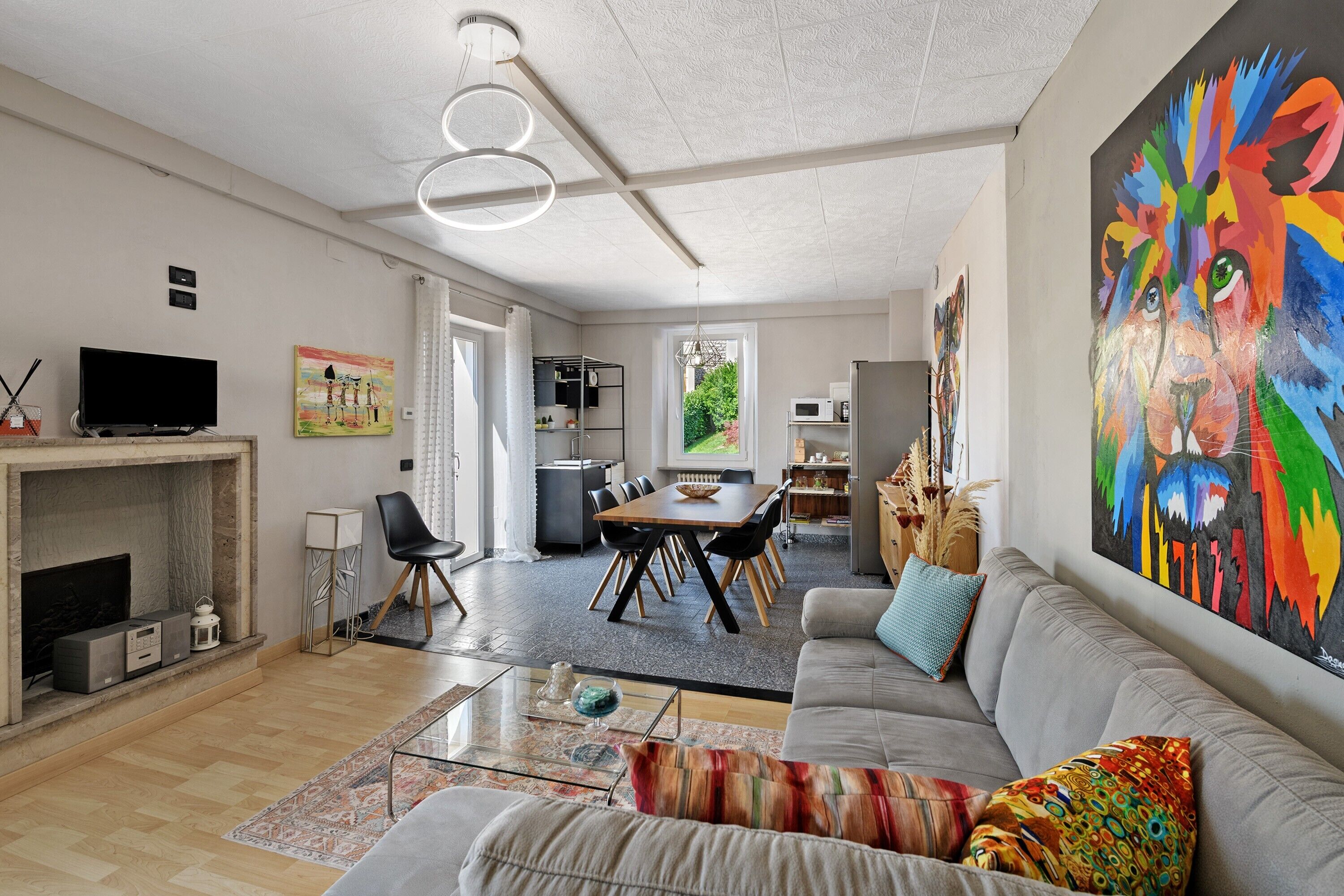 Televisión y estéreo 