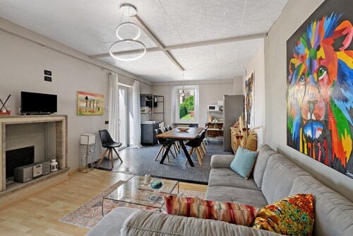 Apartment 'Isola Bella' with Mountain View, Private Terrace and Wi-Fi