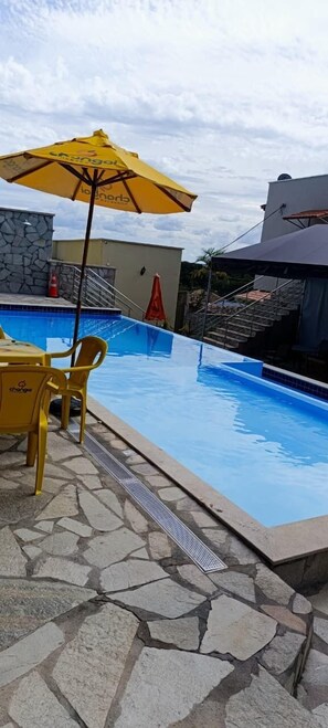 Outdoor pool - Pousada Vila Boa (Goiás)