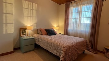 1 bedroom, iron/ironing board, bed sheets