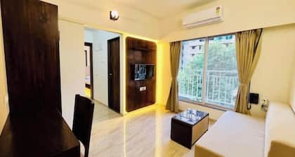 Elegant Suite Malad West Prime Location